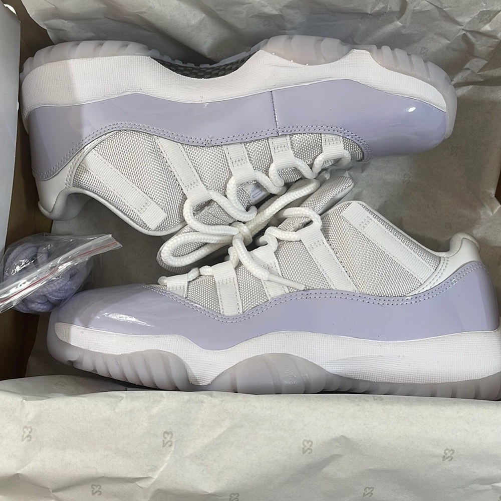 Air Jordan’s women’s 11 low